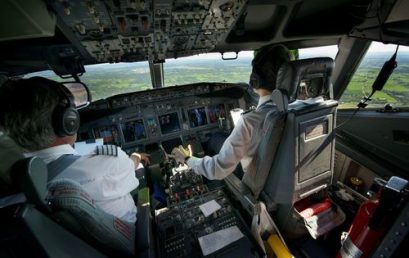 Hva gjør piloter den tiden de er i luften?