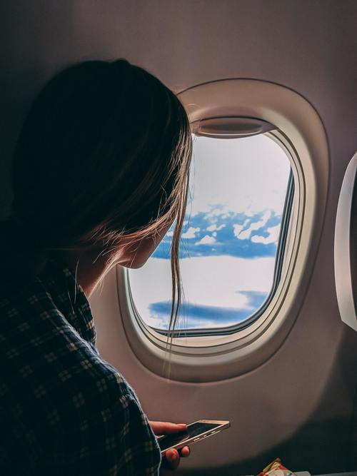 Hvordan skal man kle seg på flyreisen?